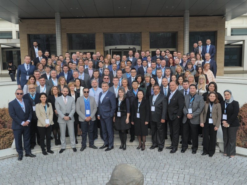 Grupna slika posle konferencije