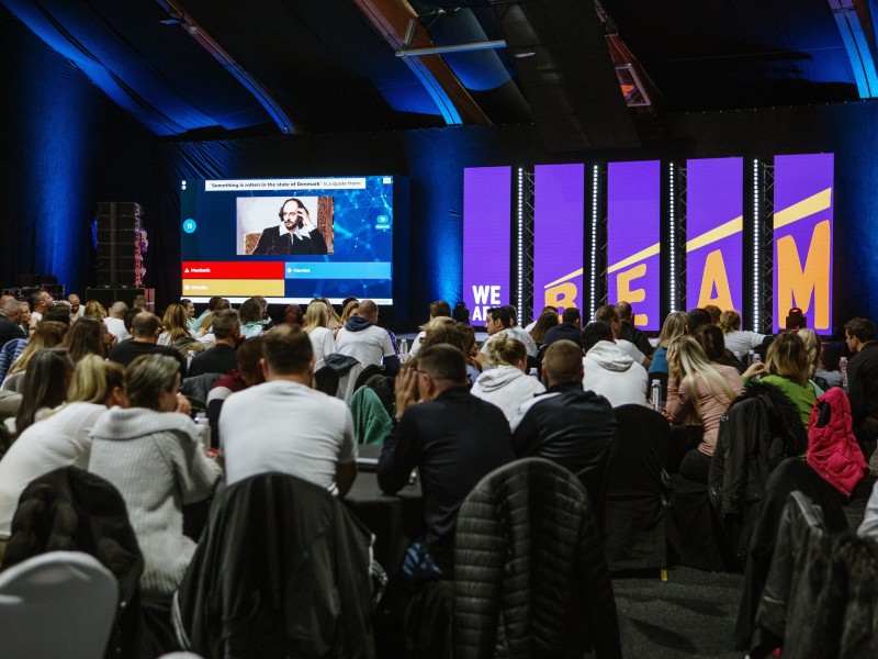 Interaktivni kviz teambuilding